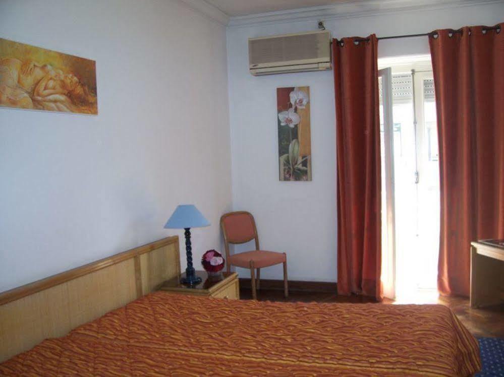 Hotel Residencial Caravela Lisbon Exterior photo